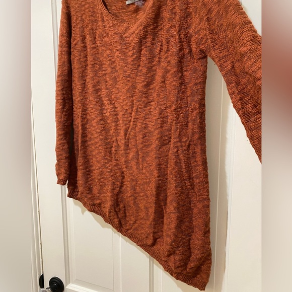 RUBBISH Knit Burnt Orange Slanted Front Sweater - Picture 5 of 10